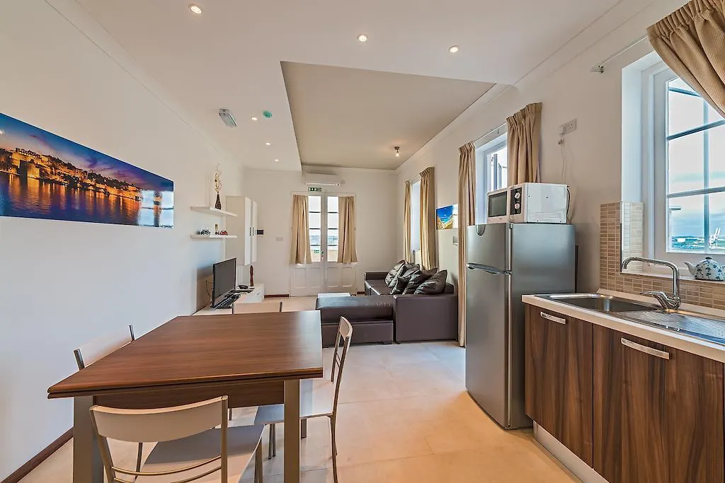 Valletta Merisi Suites 2*,  Malta