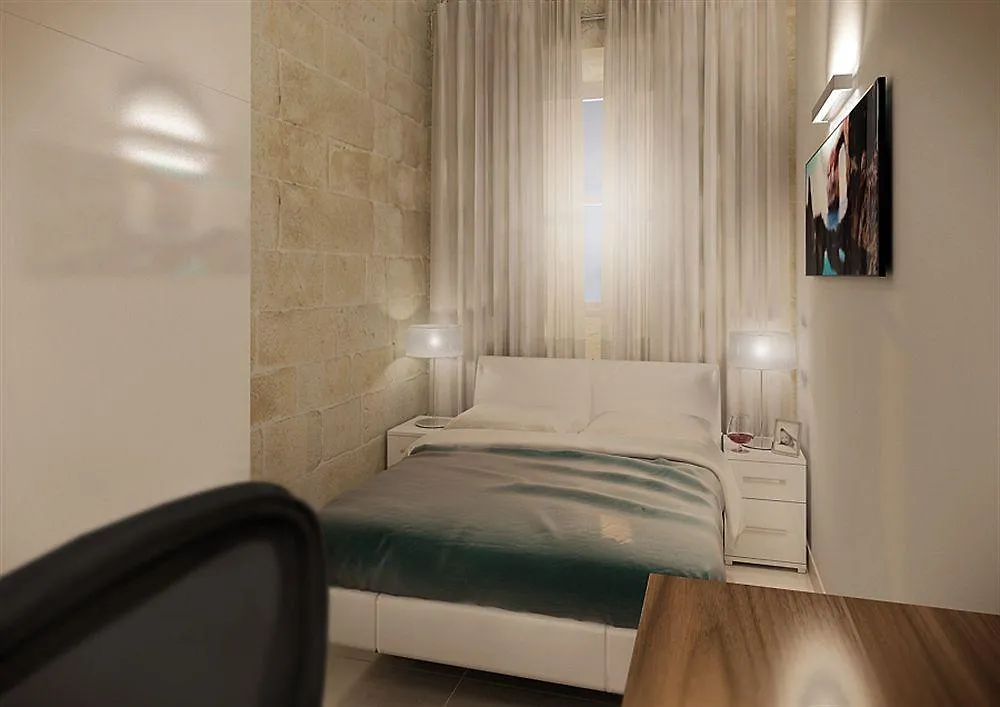 Valletta Merisi Suites Aparthotel